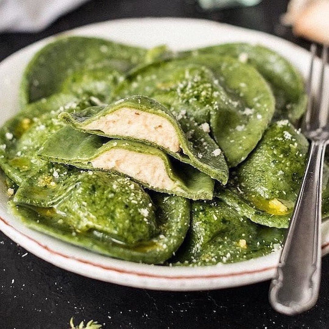 Spinach Ravioli with Cashew-Truffle Filling