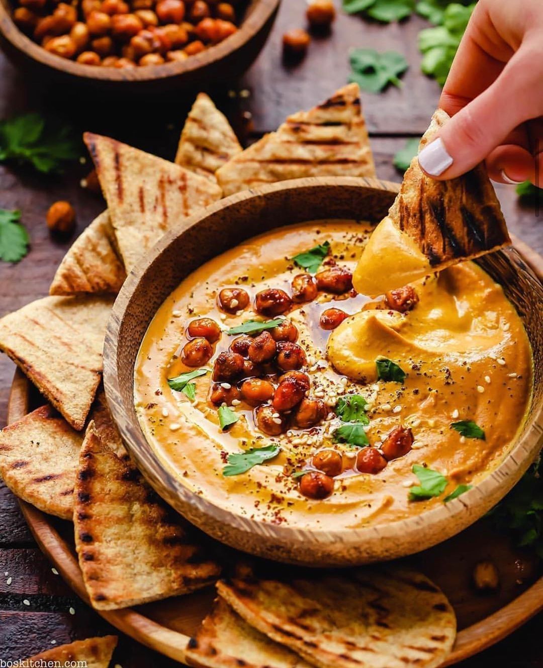 Creamy Dreamy Golden Hummus