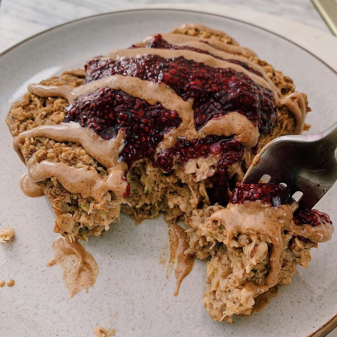 Pb & J Baked Oats