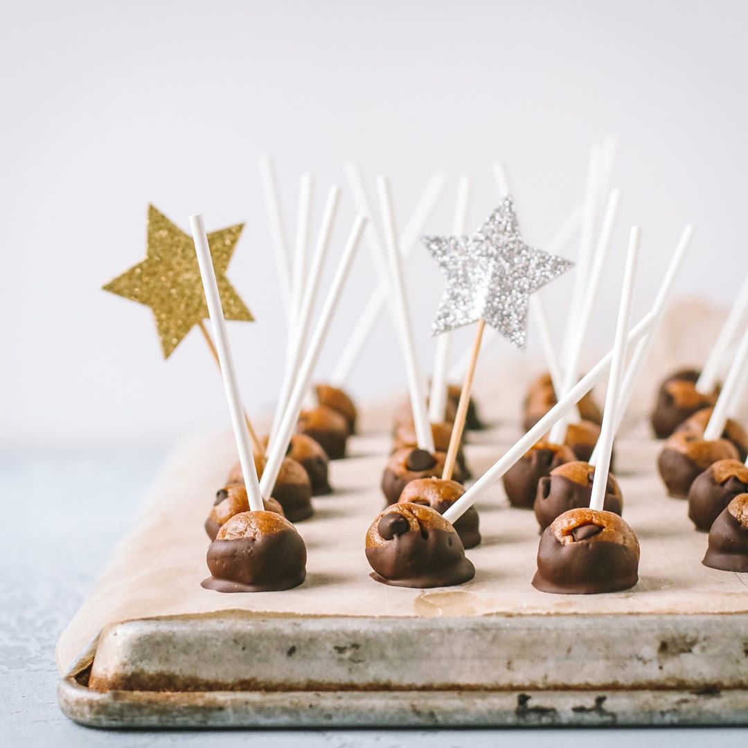 Cookie Dough Pops