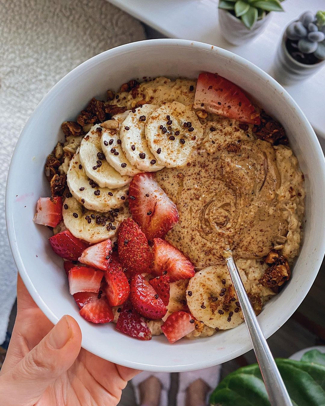 Strawberry Vanilla Oatmeal