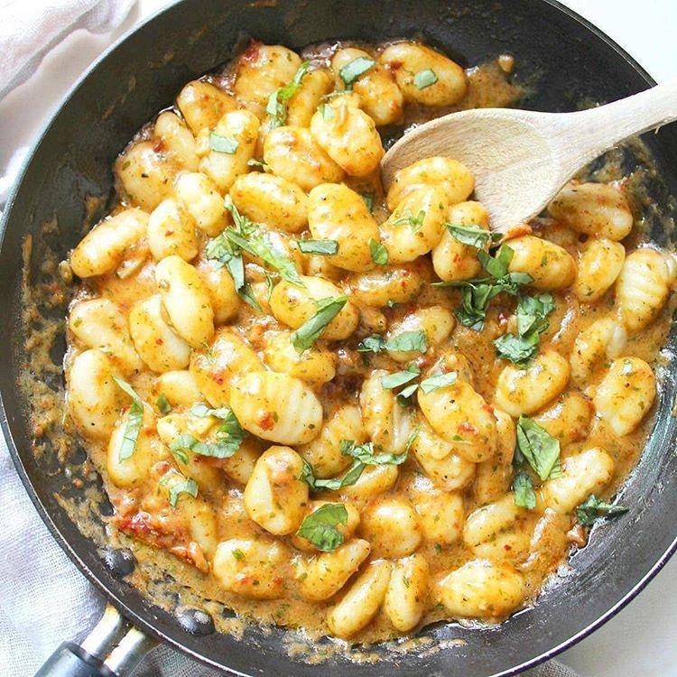 Vegan Sun-Dried Tomato Pesto Gnocchi