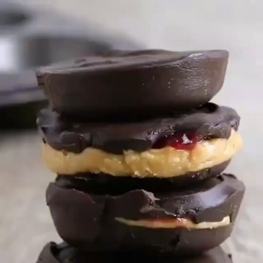 Chocolate Peanut Butter & Raspberry Jam Cups