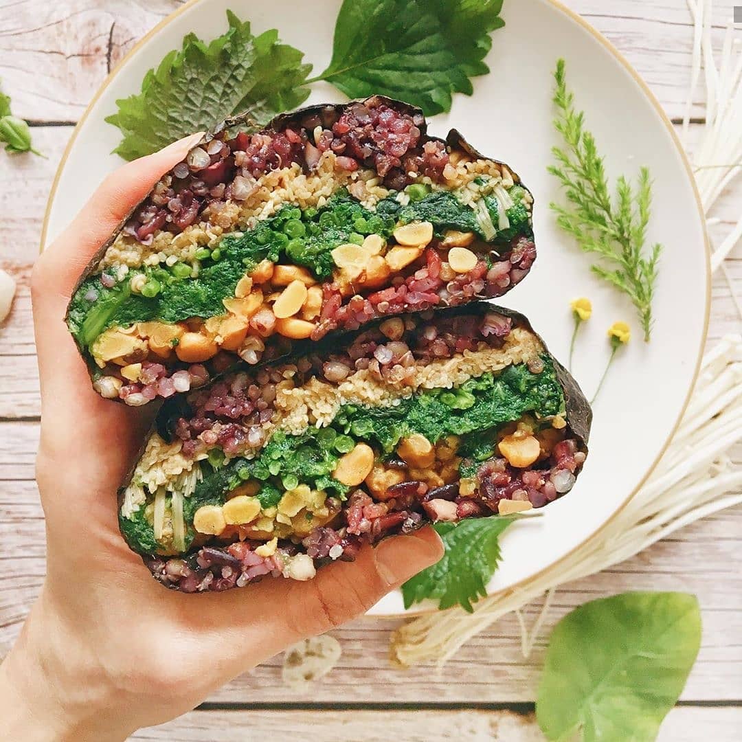 Sweet Chilli Tempeh Onigirazu