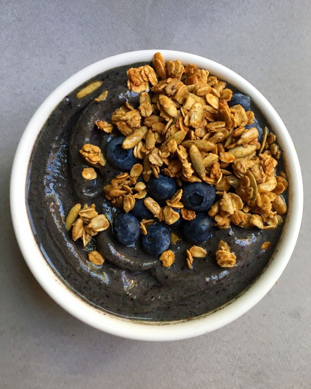 Blueberry Banana Spinach Smoothie Bowl