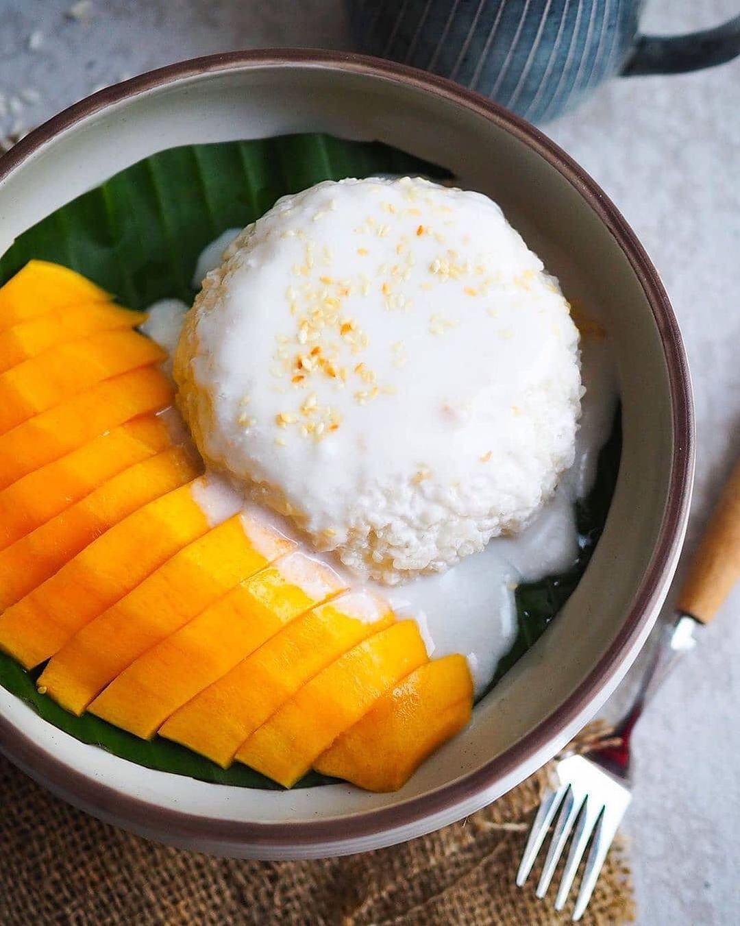 Classic Dessert Mango Sticky Rice