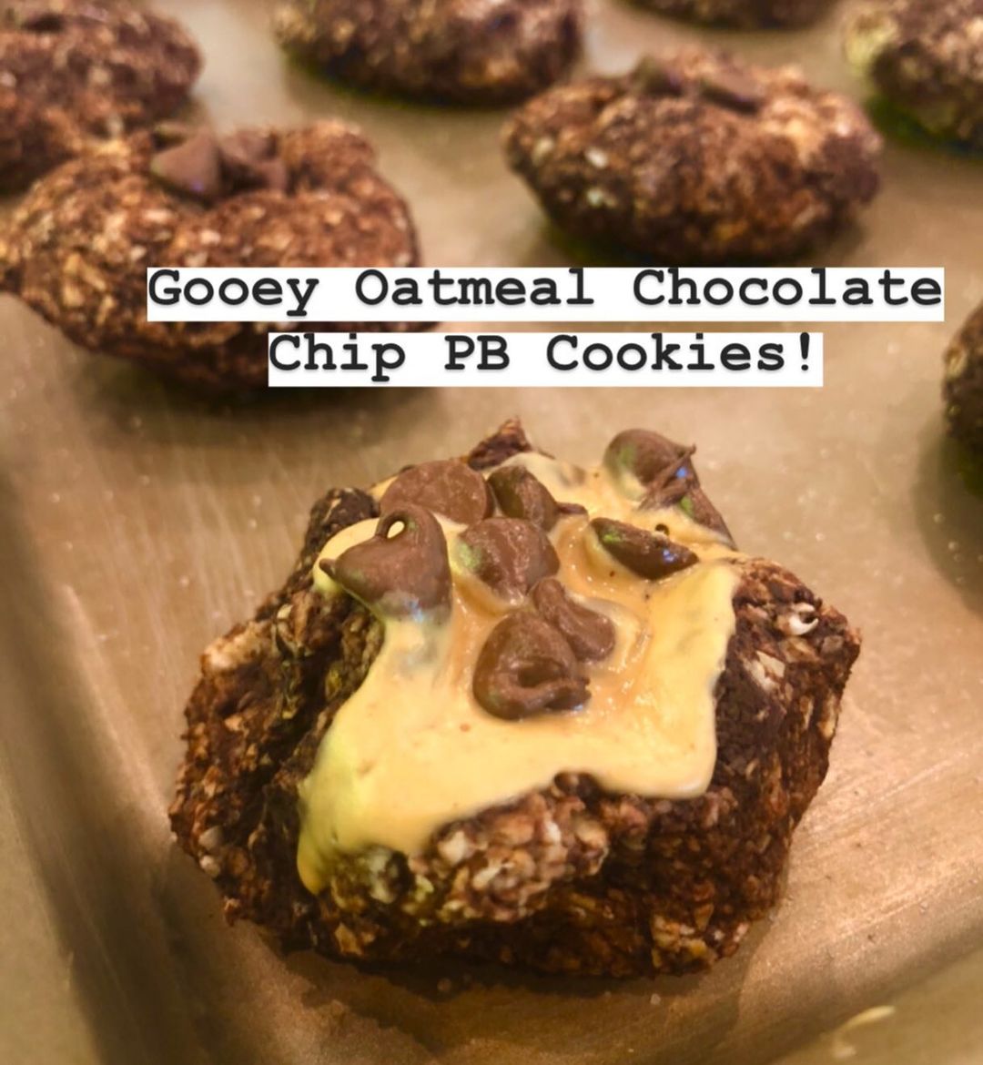 Gooey Oatmeal Chocolate Chip Peanut Butter Cookies