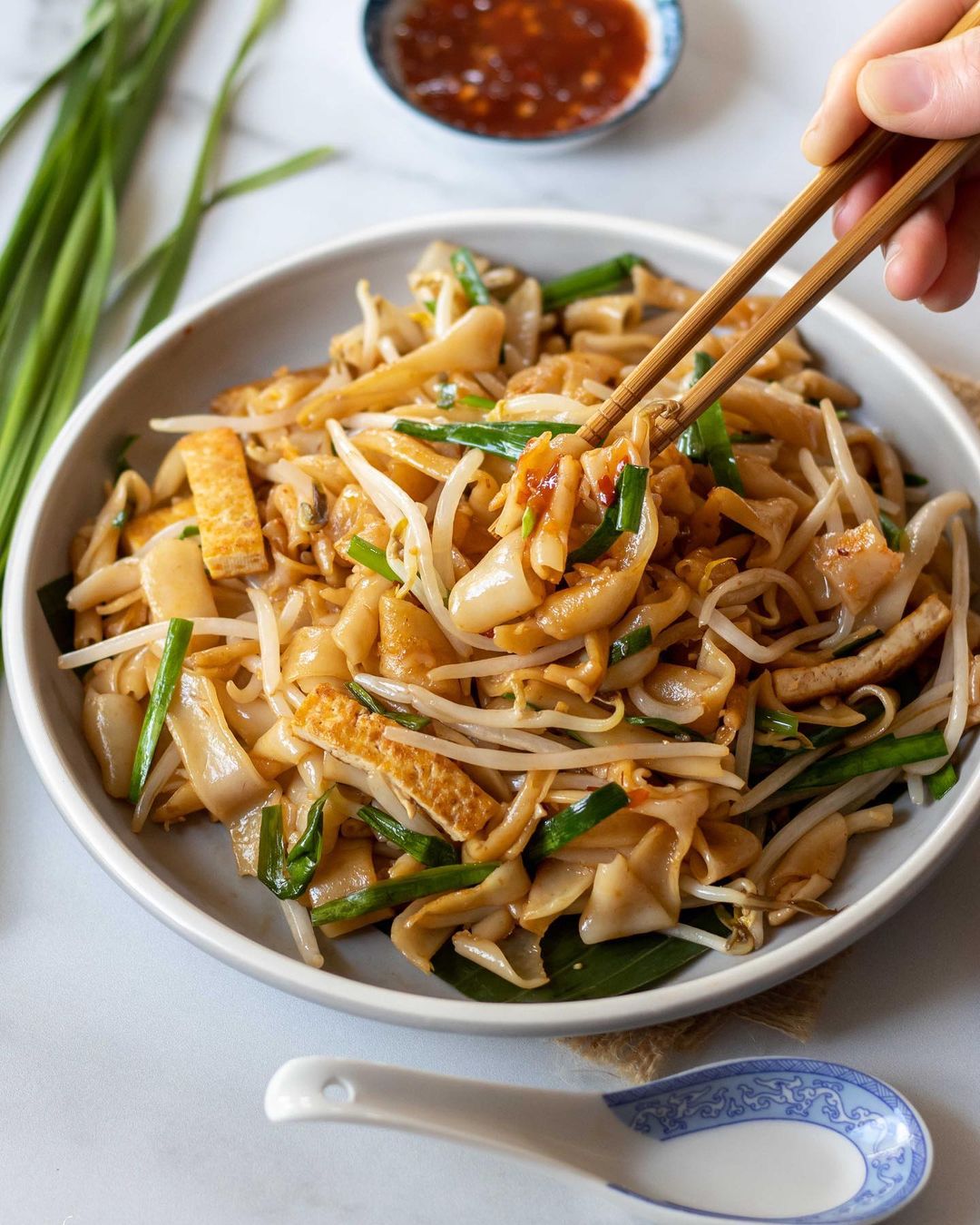 Char Kuey Teow (Stir-Fried Flat Rice Noodles)