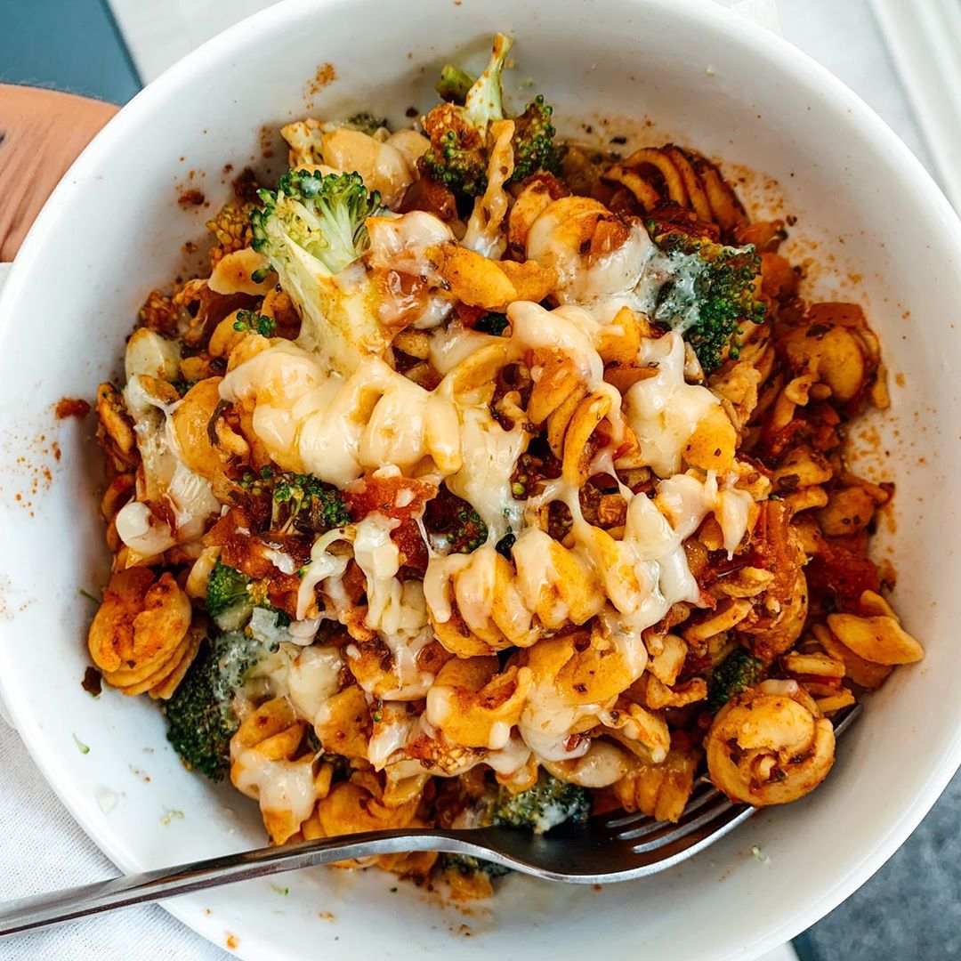 4 Ingredient Cheesy Chickpea Pasta