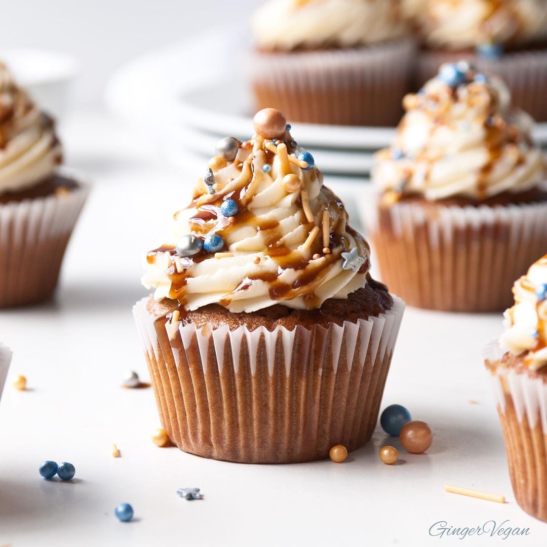 Delicious Toffee Cupcakes with Salted Caramel Sauce
