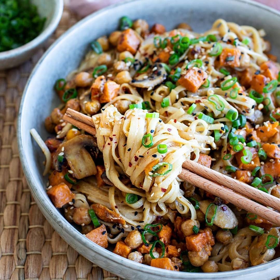 Creamy Tahini Noodles with Mushrooms, Roasted Sweet Potato & Crispy Chickpeas