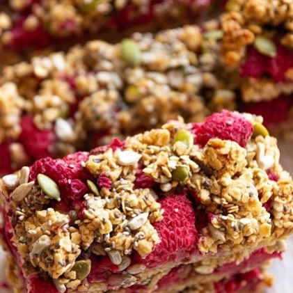 Vegan Berry and Oat Crumble Bars