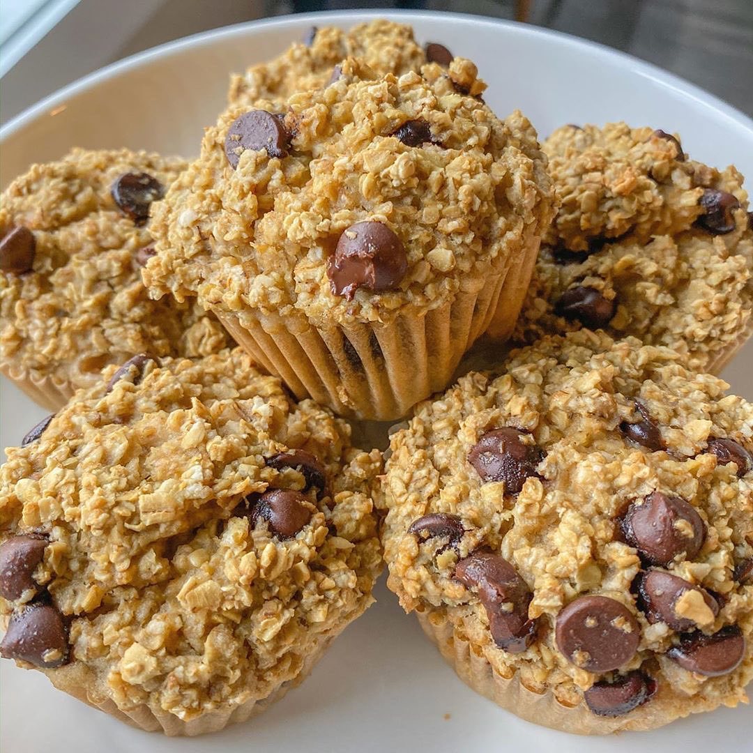 Vegan & Gluten Free Chocolate Chip Oatmeal Muffins