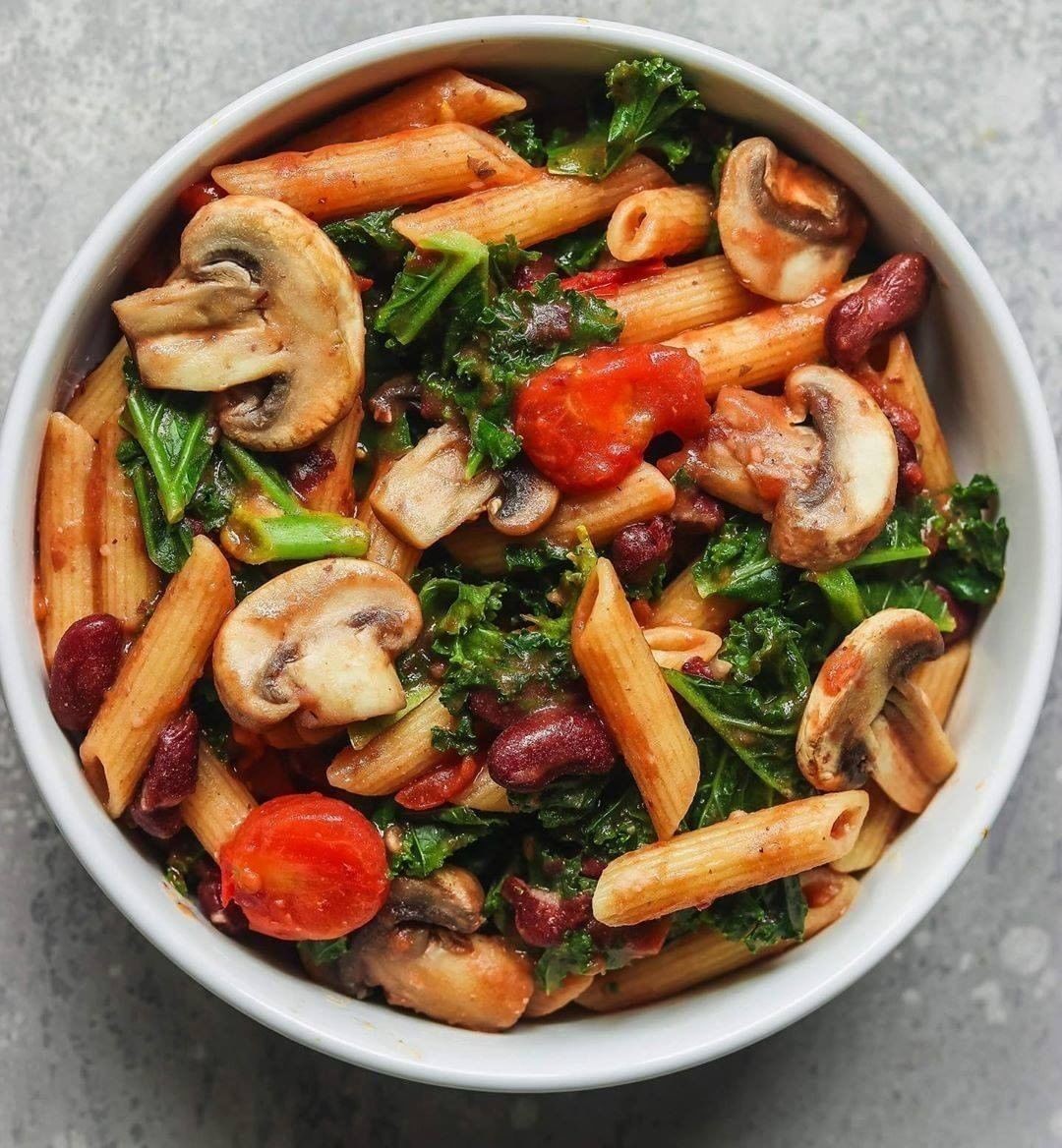 Creamy Tomato Pasta with Mushrooms and Kale