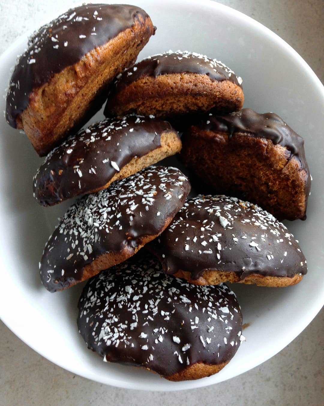 Coconut Dark Chocolate Cookies