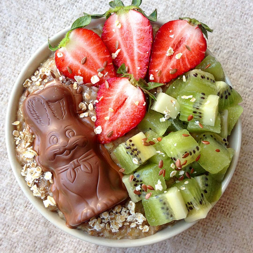 Easter Chocolate Bunny, Strawberries & Kiwi Oatmeal Delight