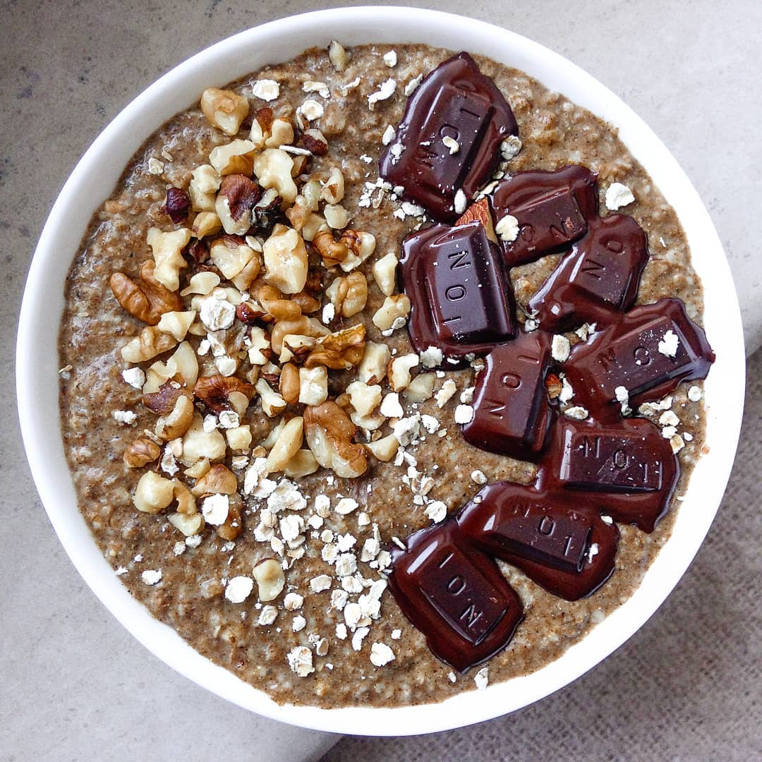 Chocolate Walnut Oatmeal Delight