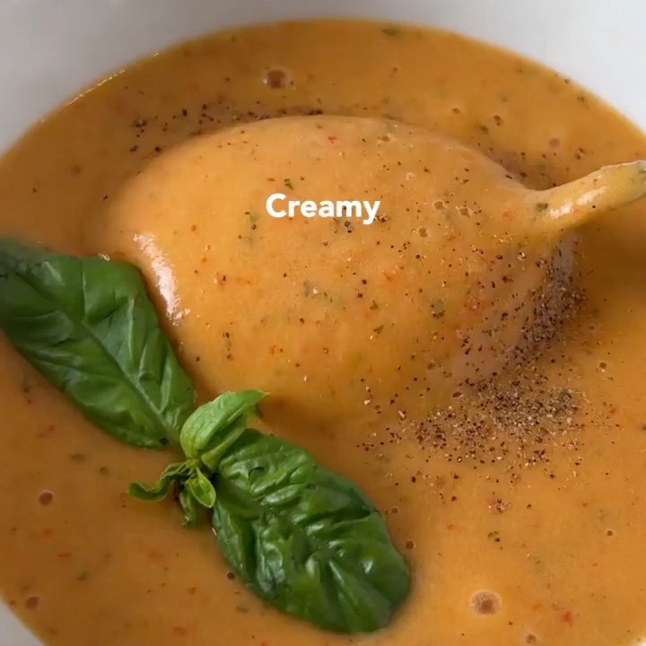 Creamy Roasted Red Pepper Soup