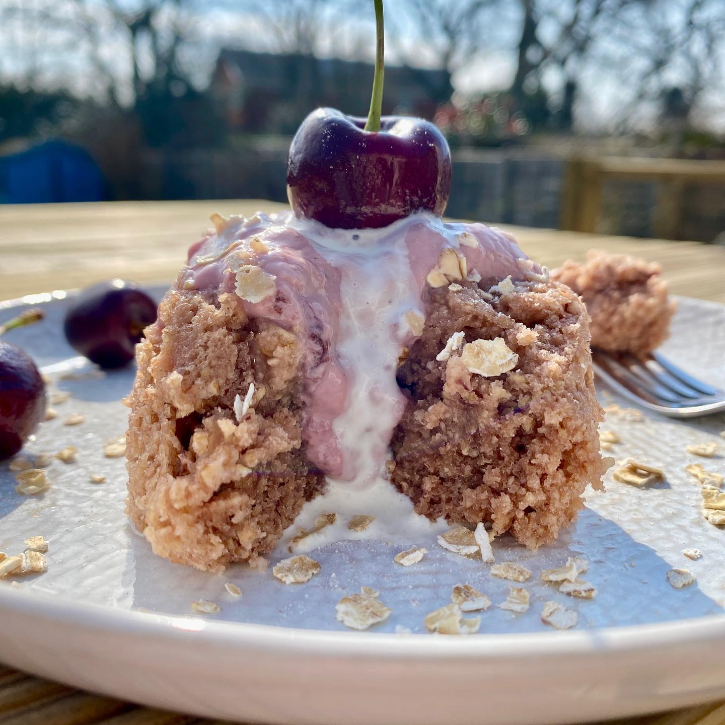 Cherry Baked Oats Mugcake in 90 Seconds