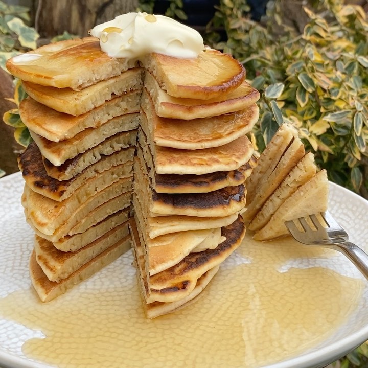 Fluffy Vegan American Pancakes