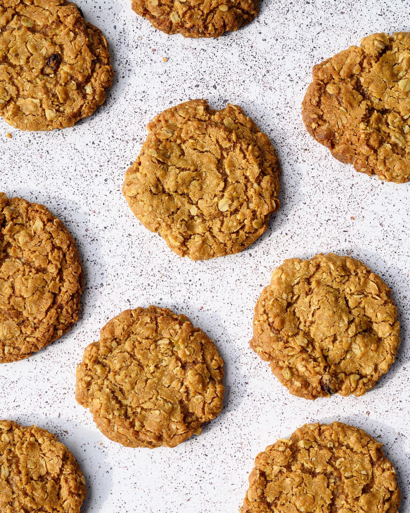 Oat and Raisin Speculoos Cookies