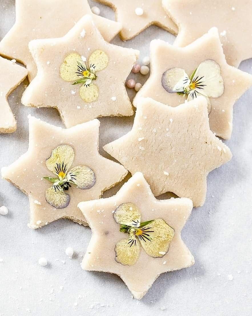 Vegan Flower Art Kaju Katli