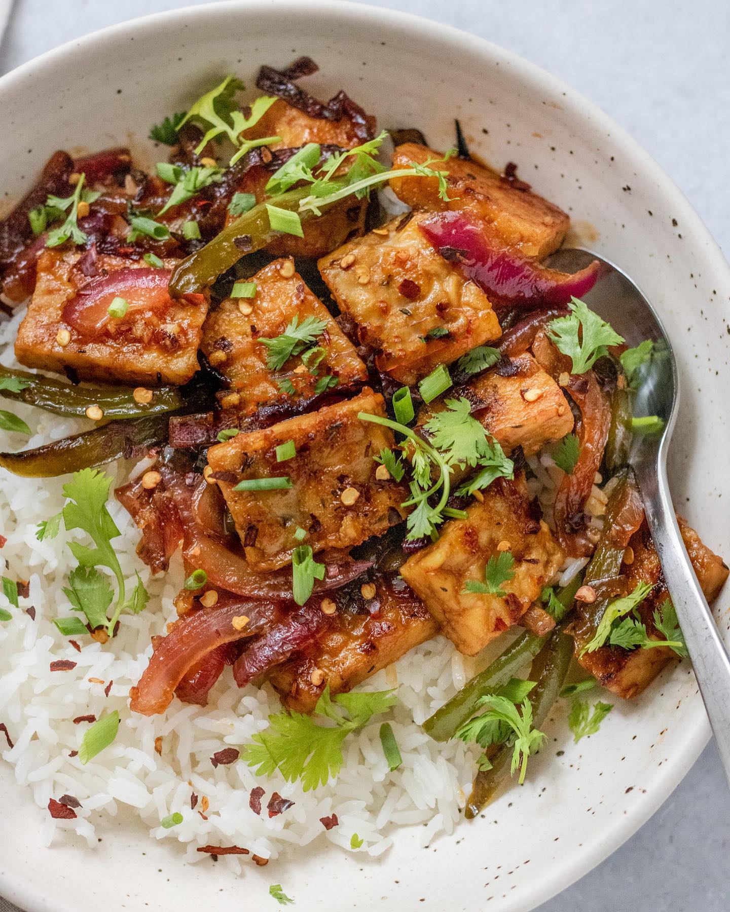 Sweet and Spicy Tempeh Bowl