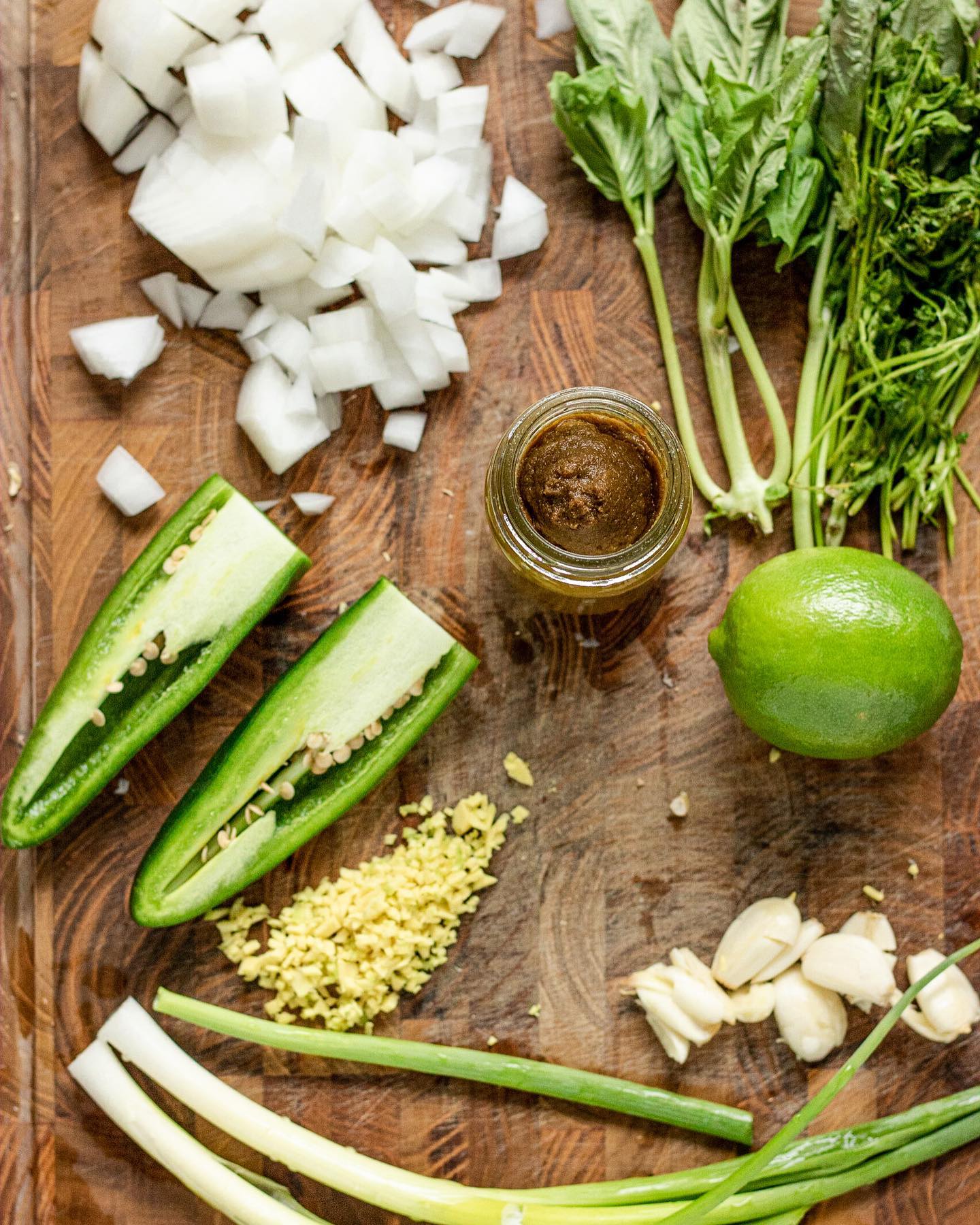 Creamy Coconut Green Curry with Tofu and Vegetables