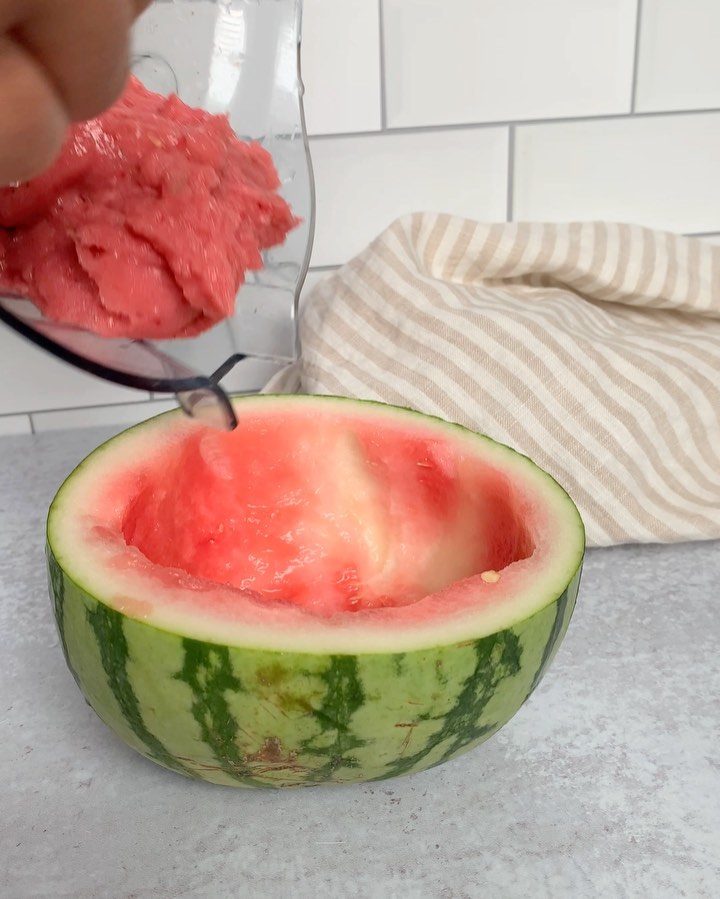 Watermelon Strawberry Smoothie Bowl