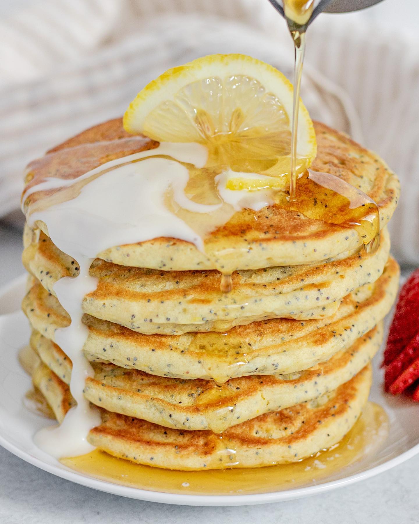 Fluffy Vegan Lemon Poppy Seed Pancakes