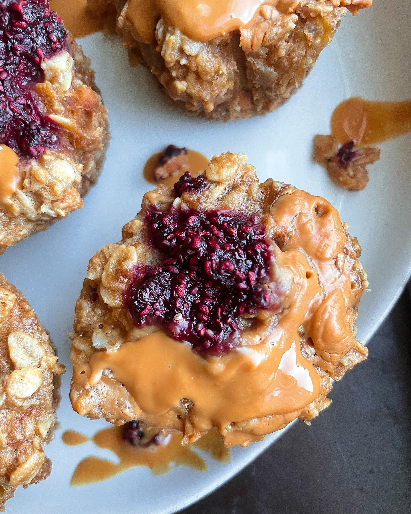 Peanut Butter & Jelly Oatmeal Cups