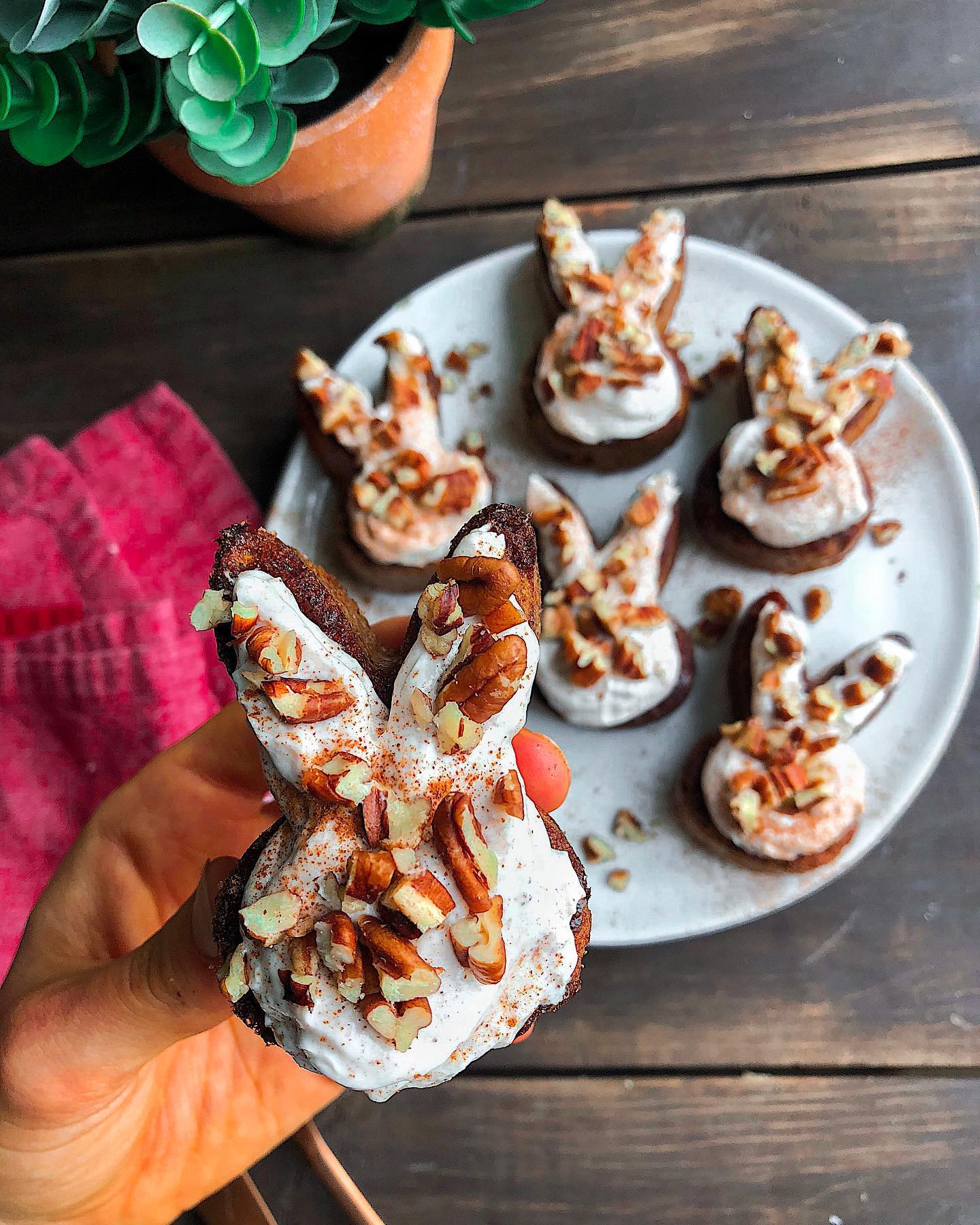 Paleo Carrot Cake Muffins with Greek Yogurt Icing 🥕