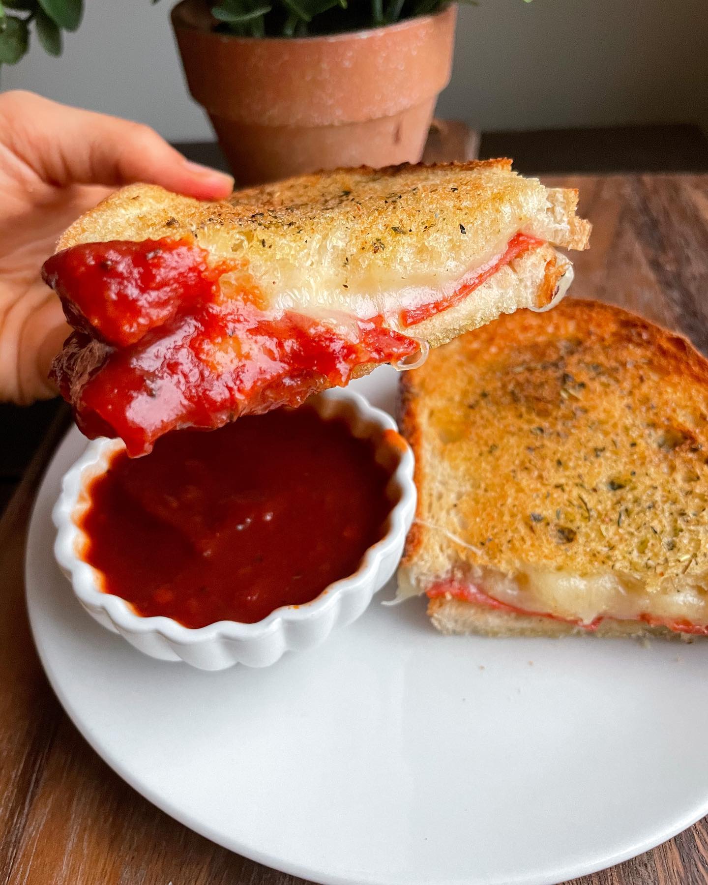 Air Fryer Pizza Grilled Cheese