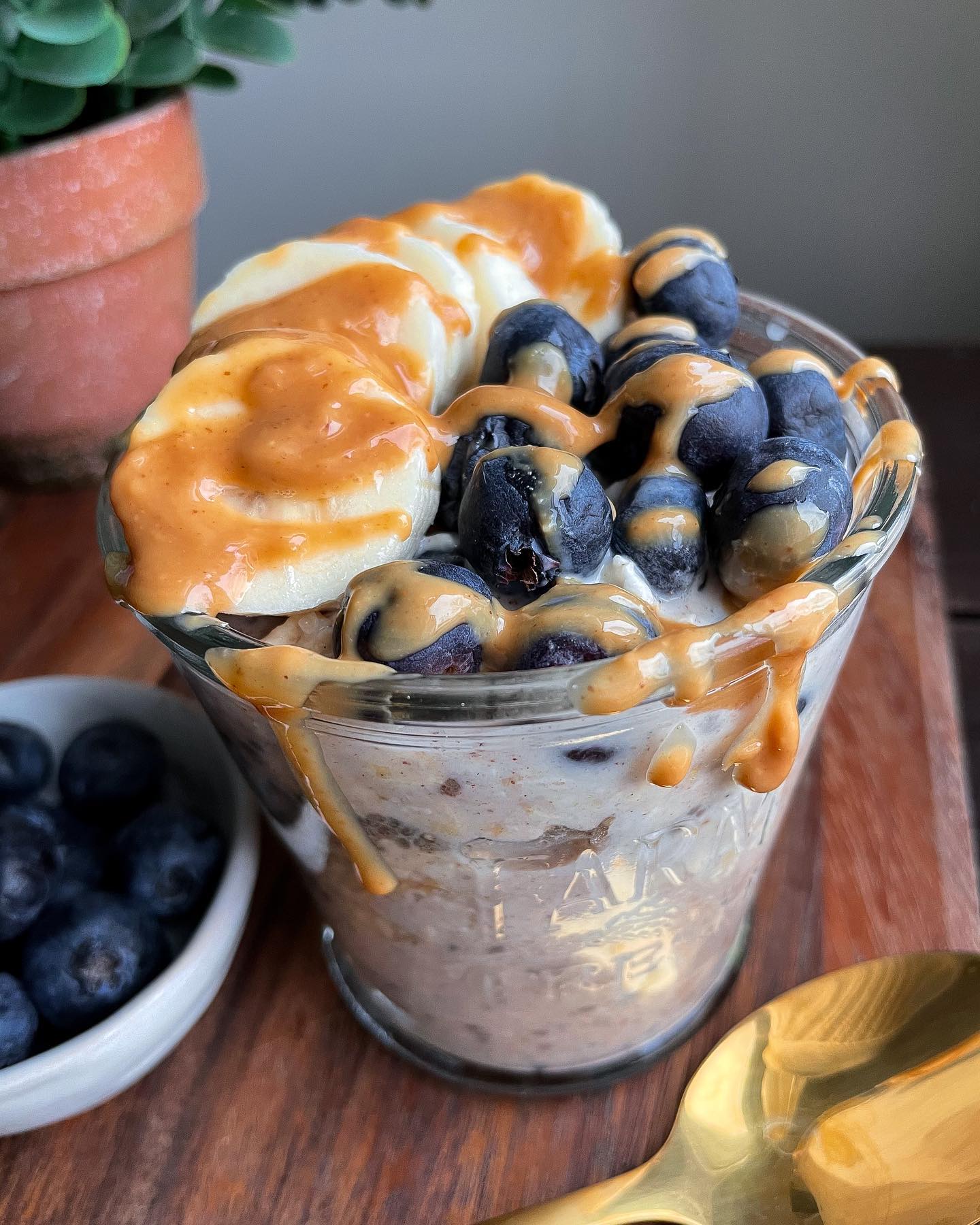 Blueberry Muffin Overnight Oats