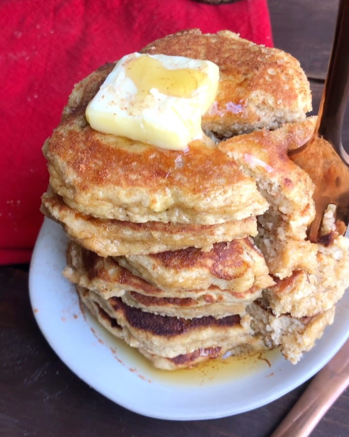 Fluffy Paleo Banana Almond Pancakes