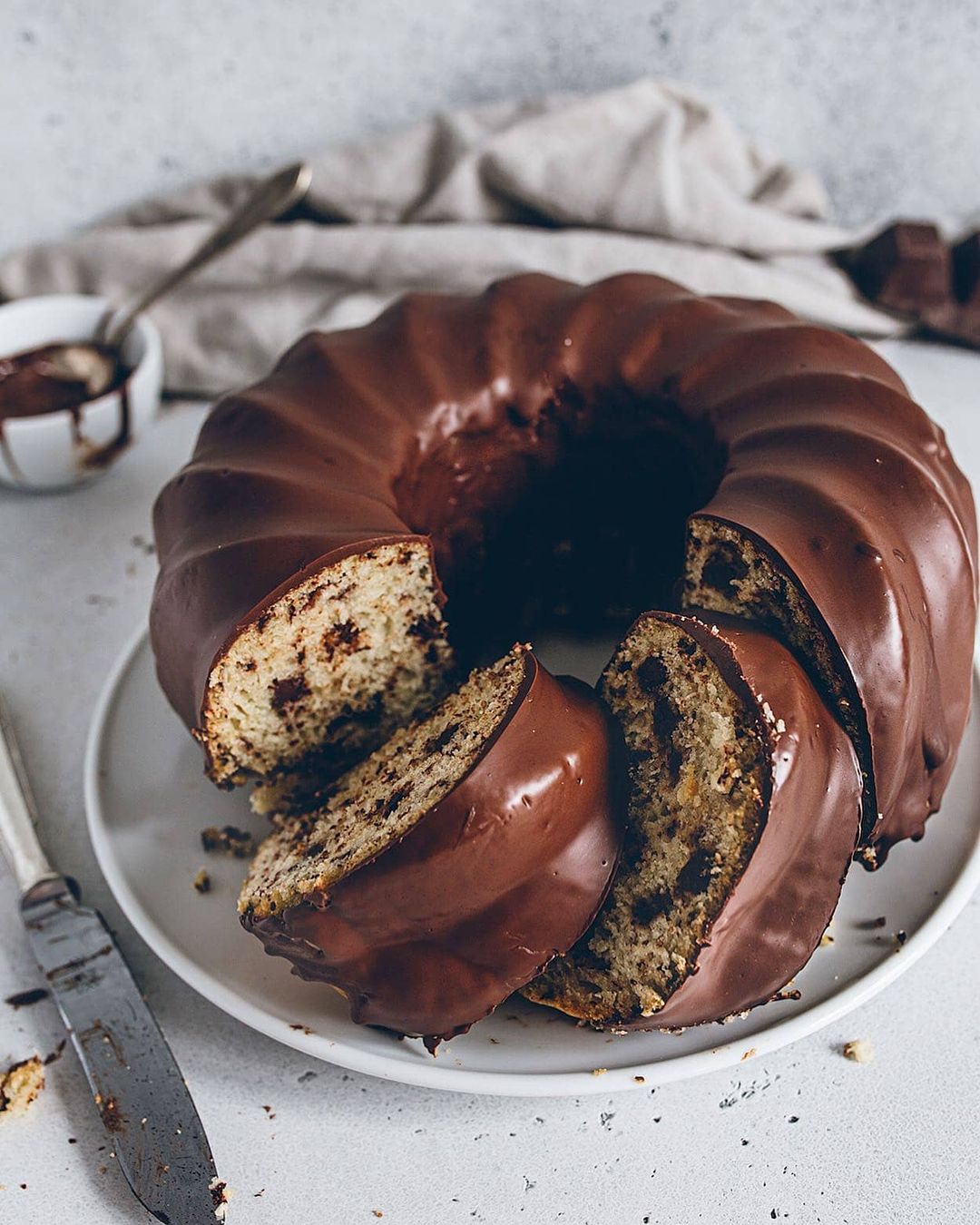 Vegan Stracciatella Ring Cake