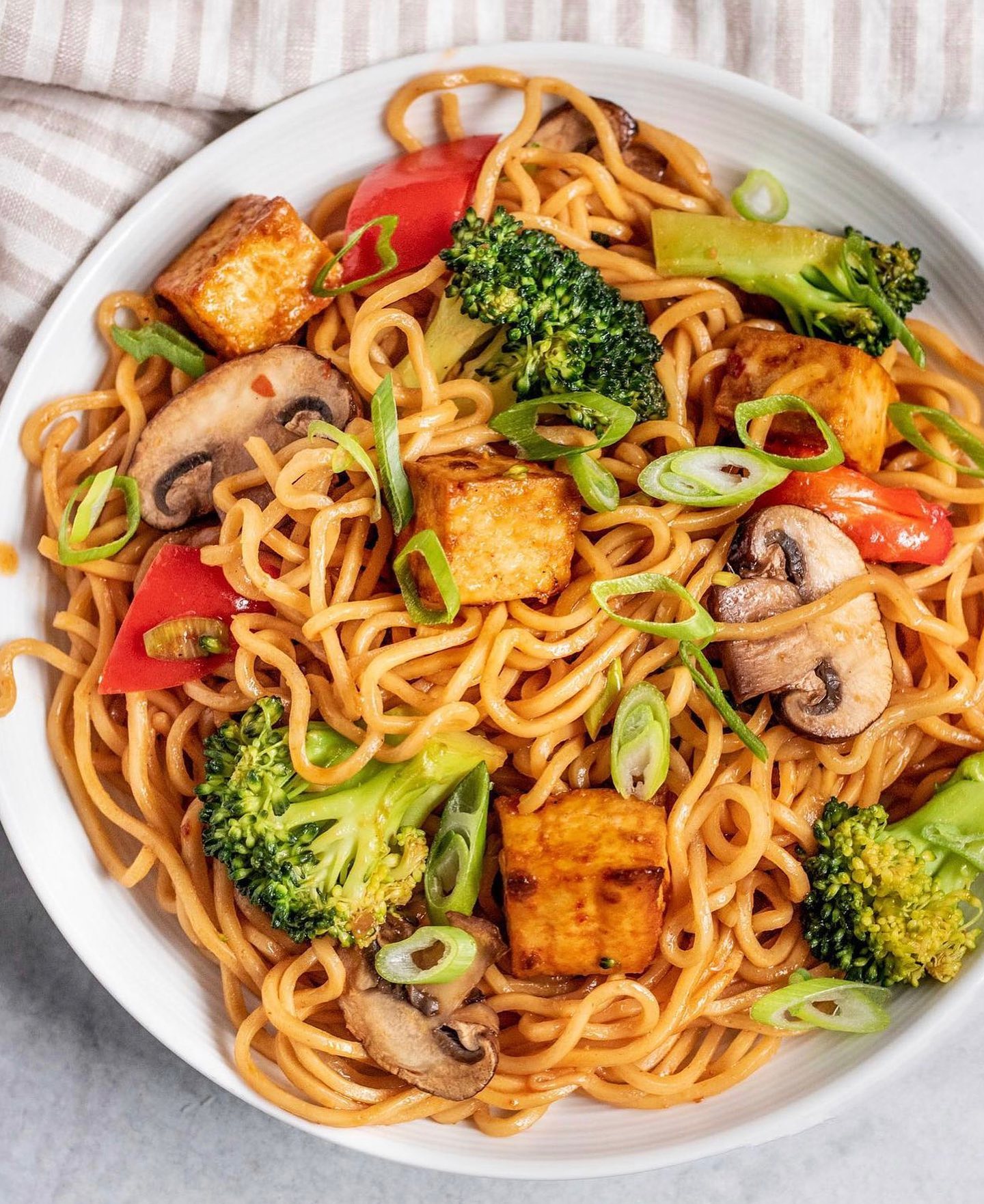 Spicy Sriracha Tofu Noodles