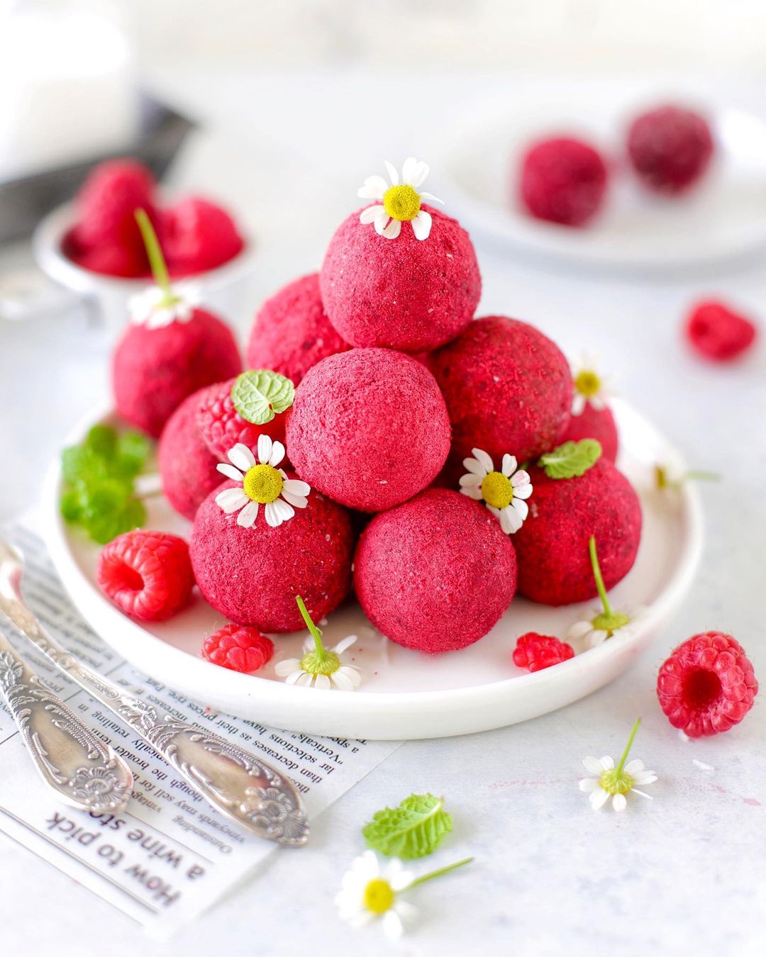 Berry-Nutty Bliss Balls