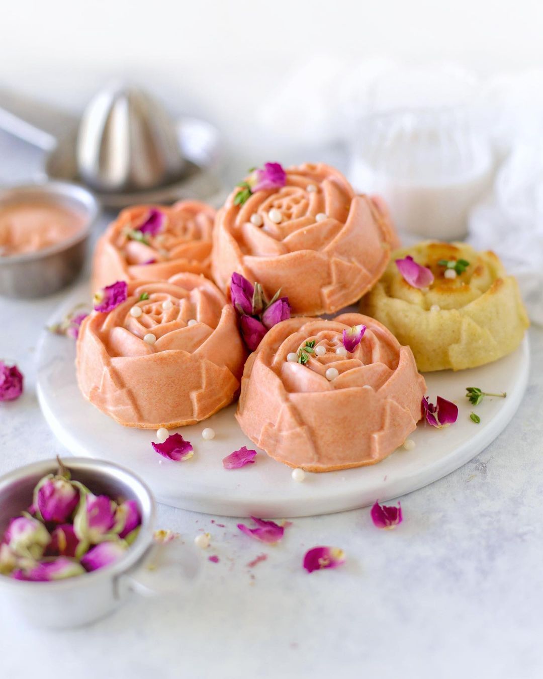Mini Orange Rose Bundt Cakes with Dunaliella Salina