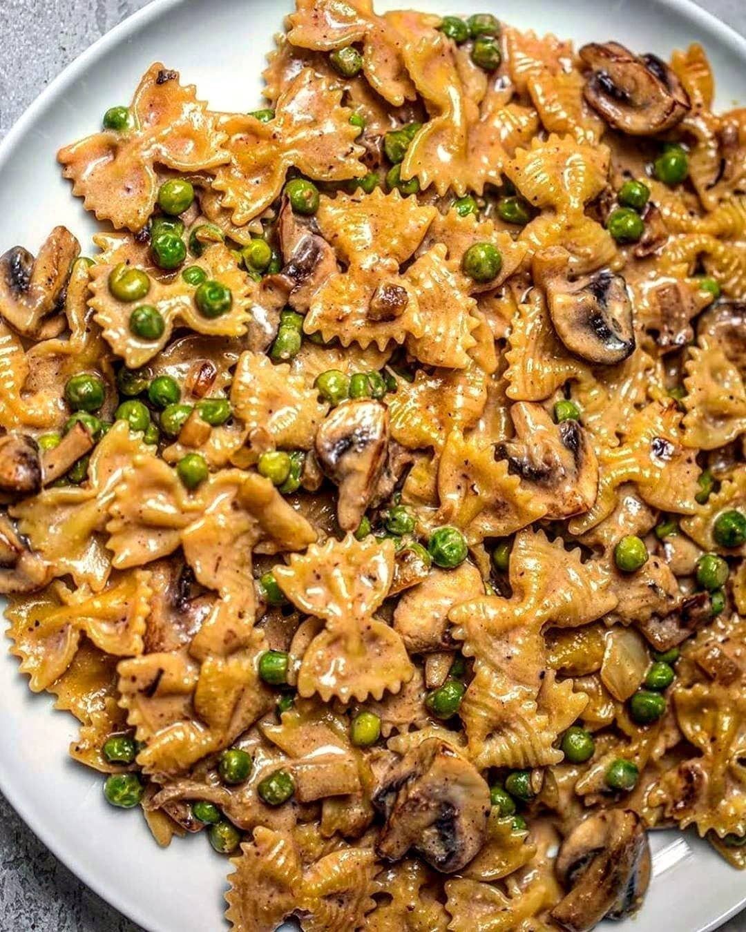 Vegan Creamy Tahini Pasta