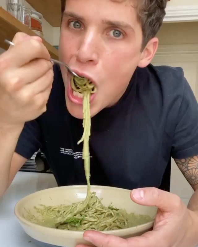 Quick Carrot Top Pesto