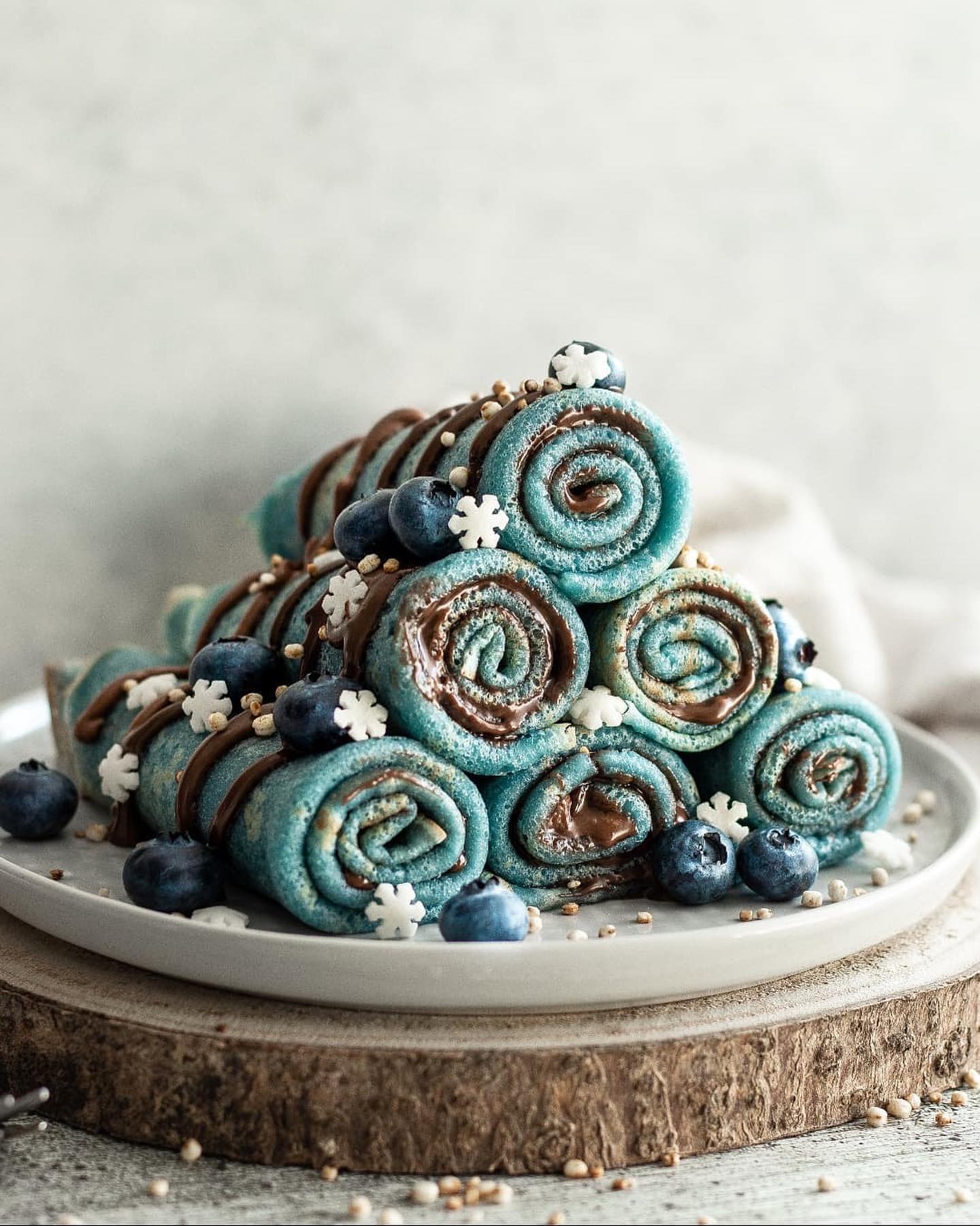 Blueberry Chocolate Crepe Rolls