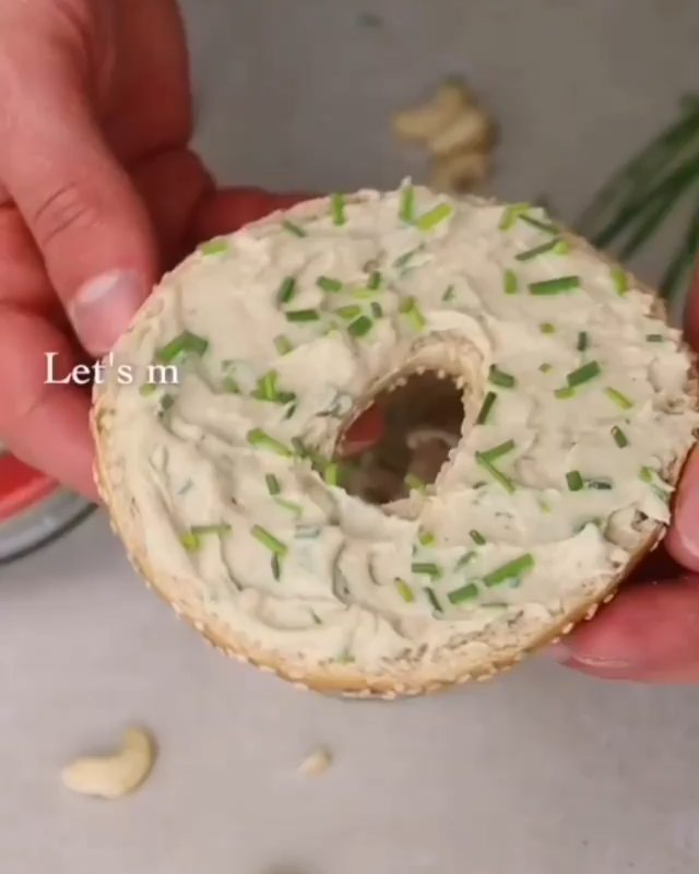 Vegan Cashew Cream Cheese