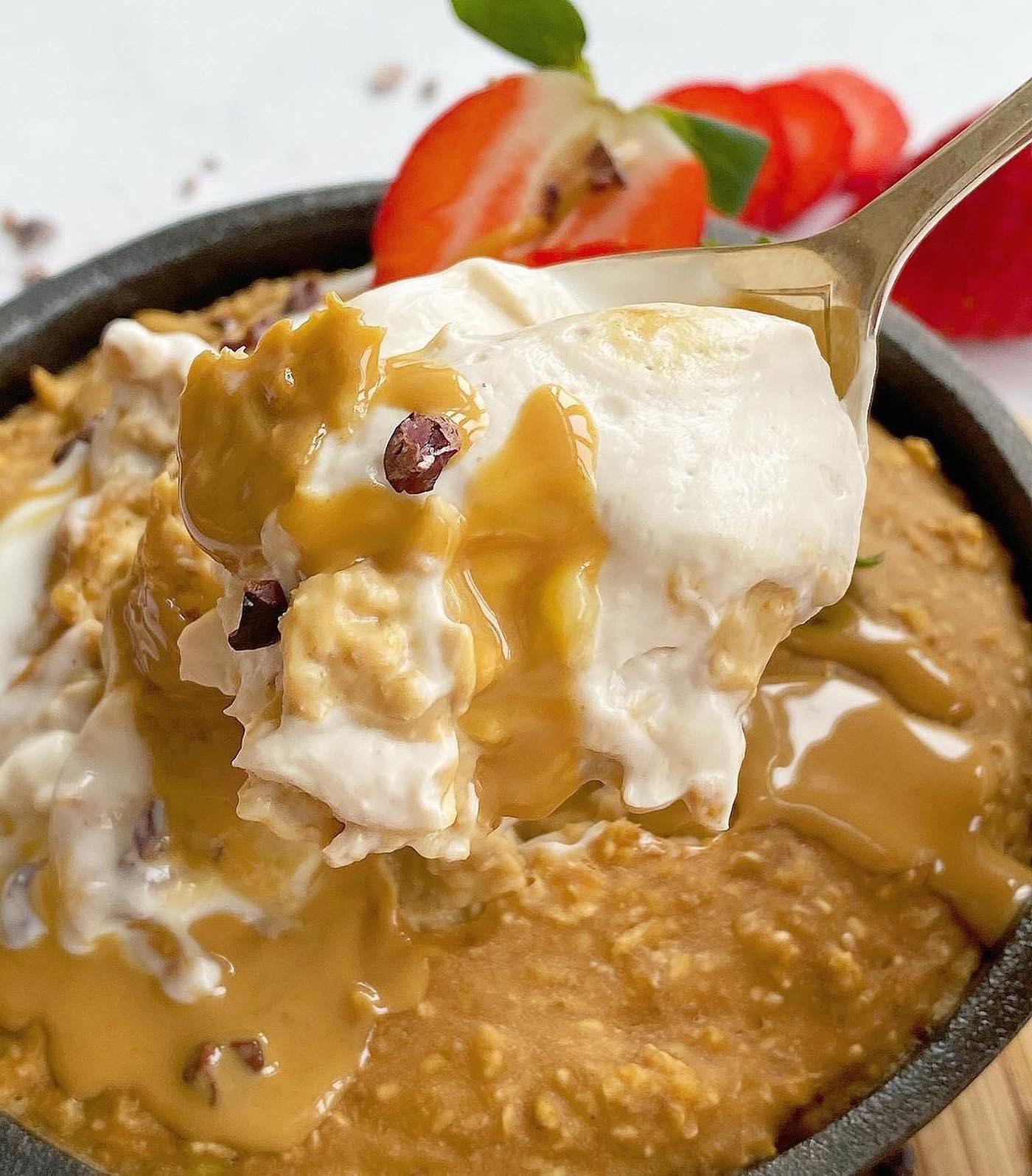 Strawberry Peanut Butter Cheesecake Skillet Oats