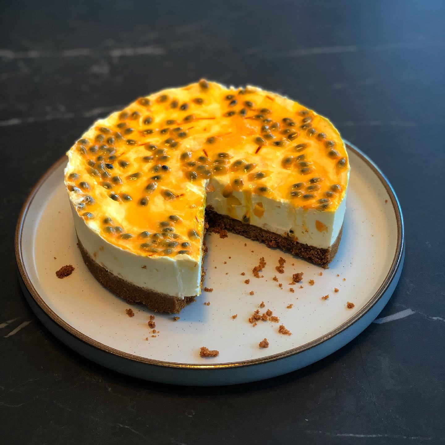 No Bake Mango Cheesecake