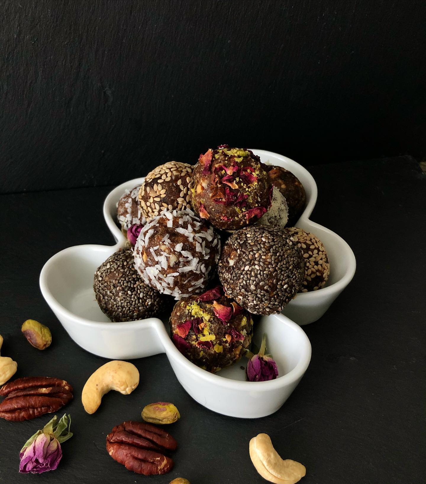 Nutty Date Energy Balls