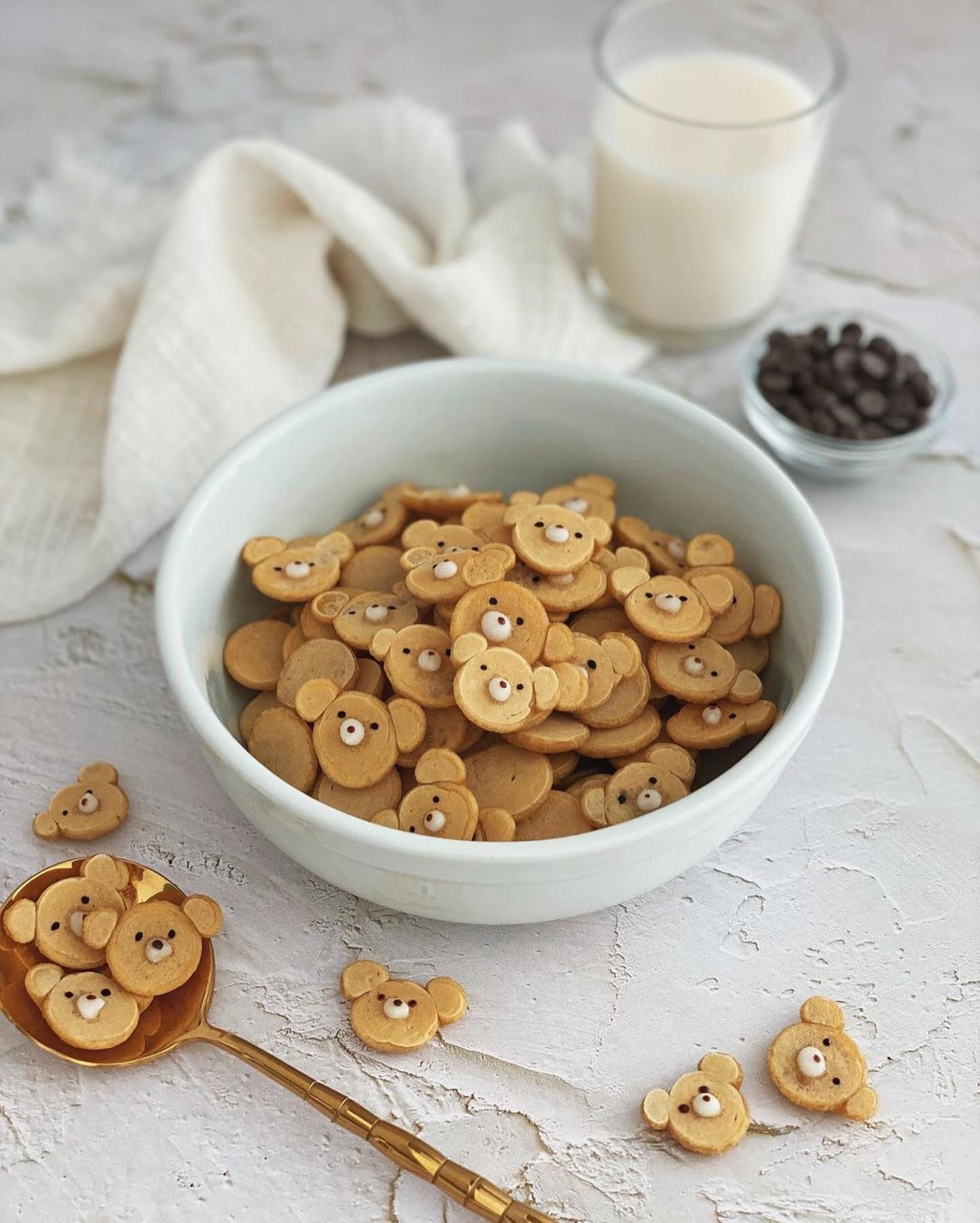 Energizing Matcha Coconut Smoothie & Mini Teddy Bear Pancake Cereals 🍵🥞