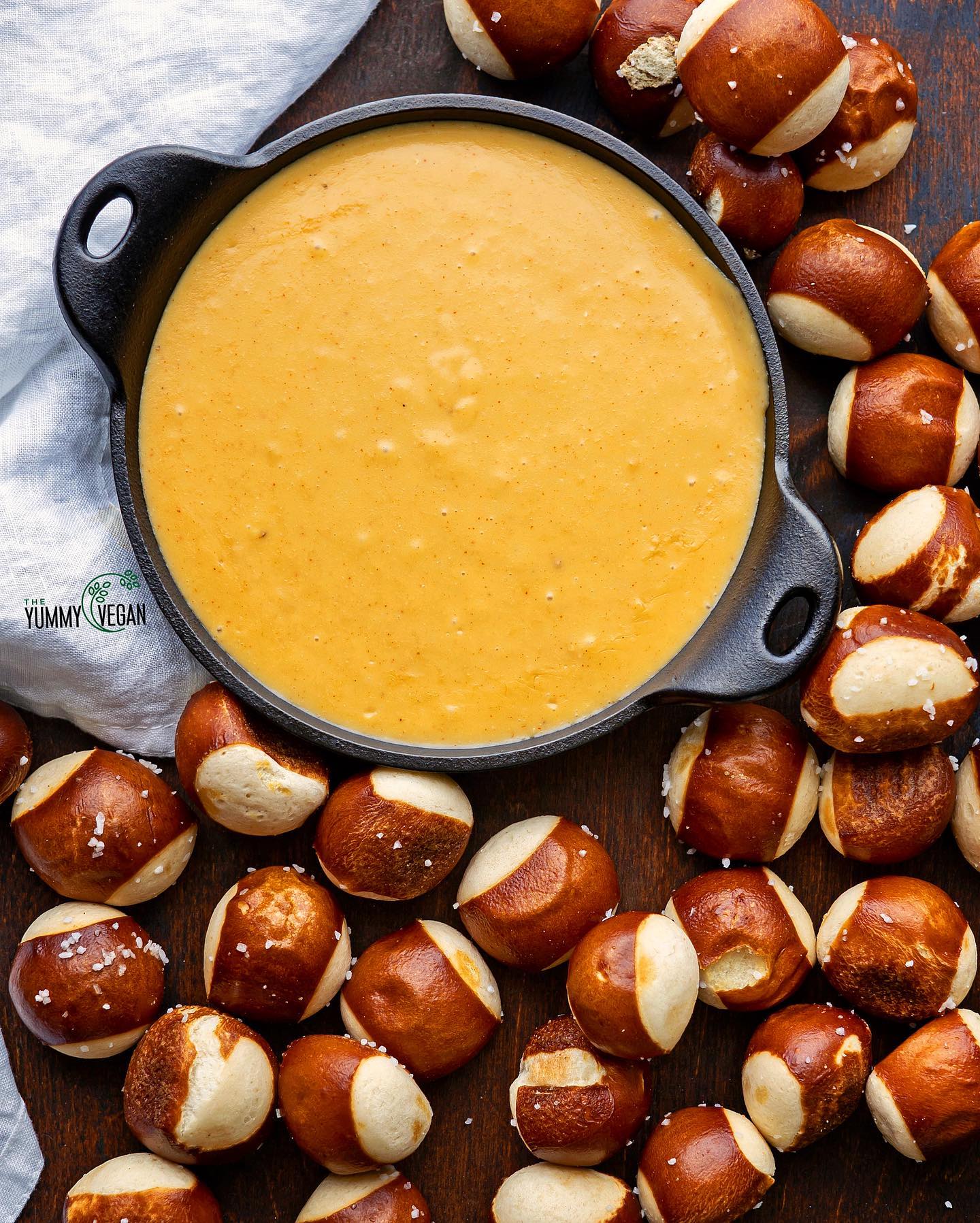 Vegan Beer Cheese Dip