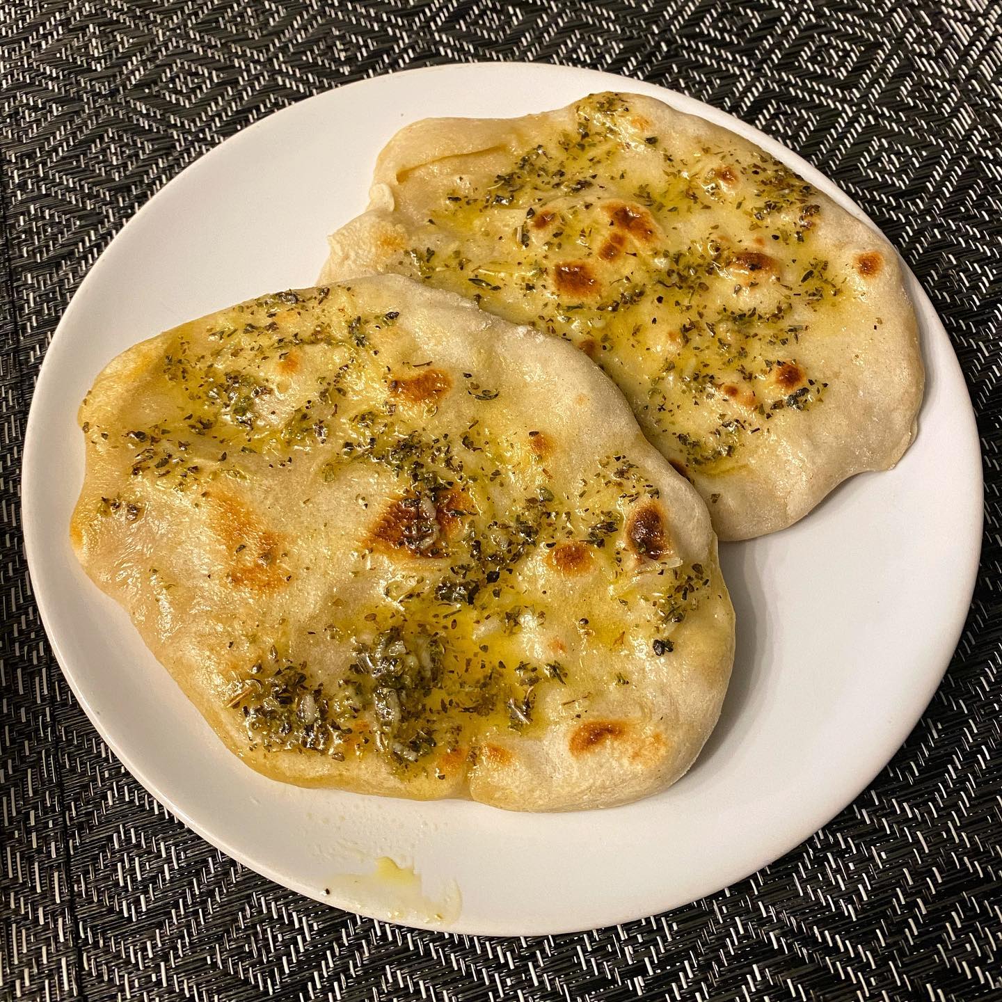 Homemade Garlic Flatbread Delight