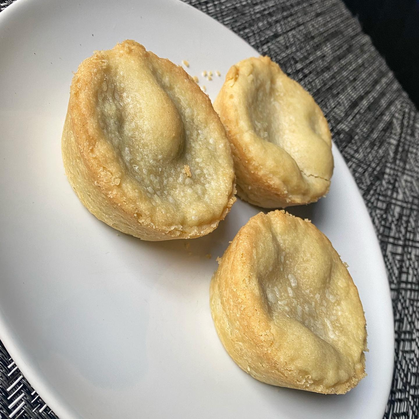 Easy Vegan Mince Pies with Shortbread Pastry